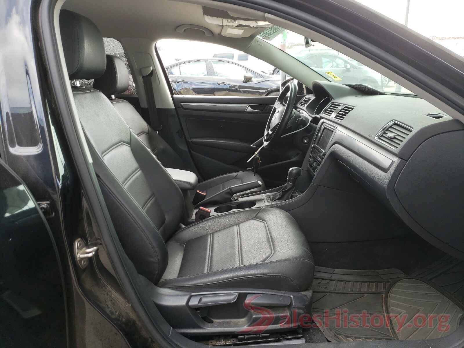 1VWAA7A38JC030623 2018 VOLKSWAGEN PASSAT