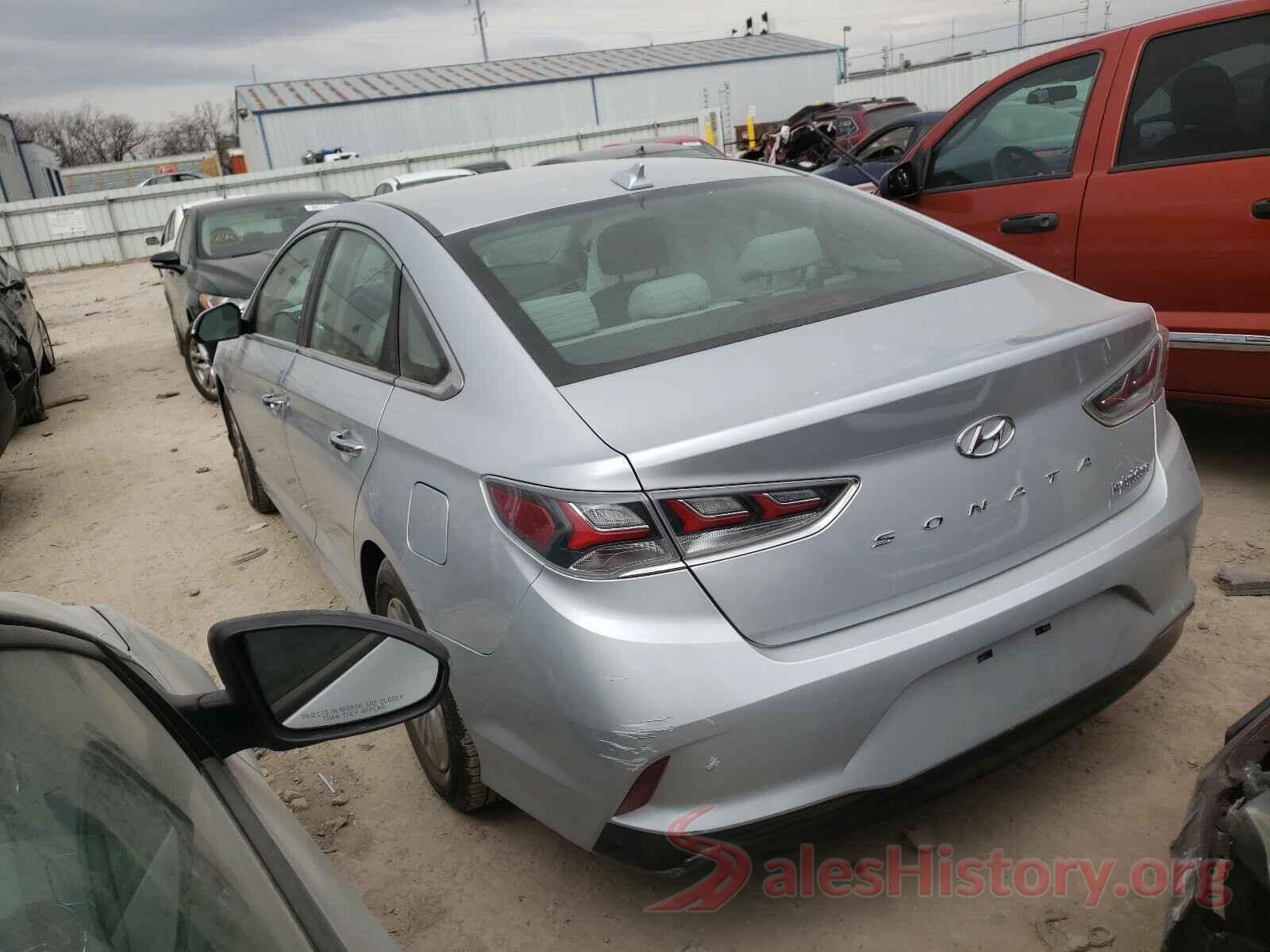 KMHE24L32KA091696 2019 HYUNDAI SONATA