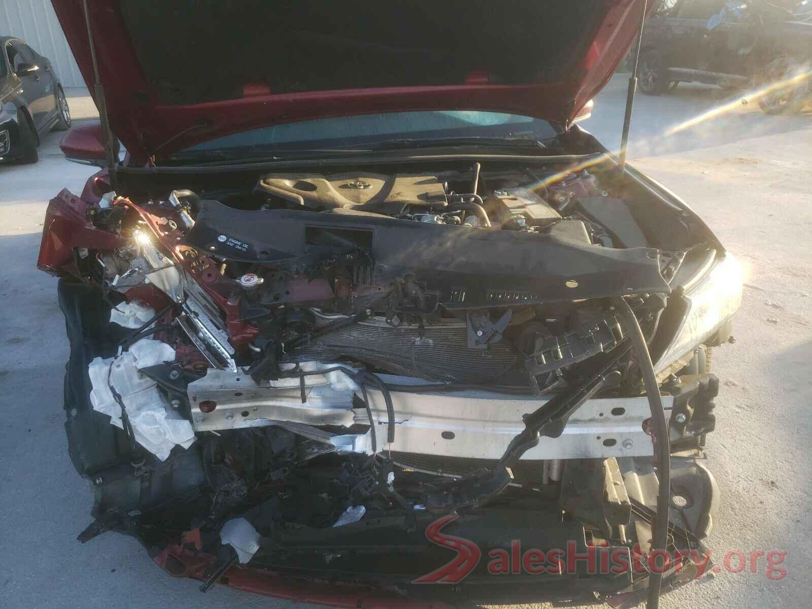 4T1B61HK9JU657551 2018 TOYOTA CAMRY