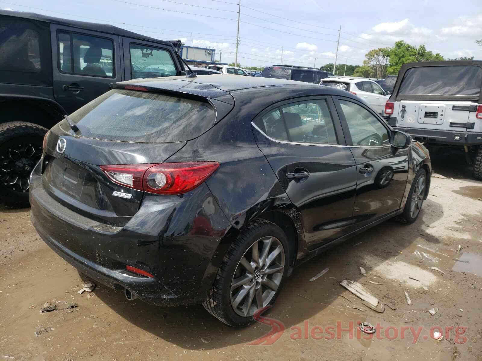 3MZBN1L33JM192676 2018 MAZDA 3