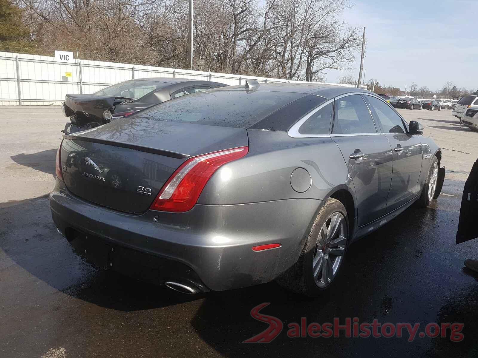 SAJWJ1CD5G8V93587 2016 JAGUAR XJ