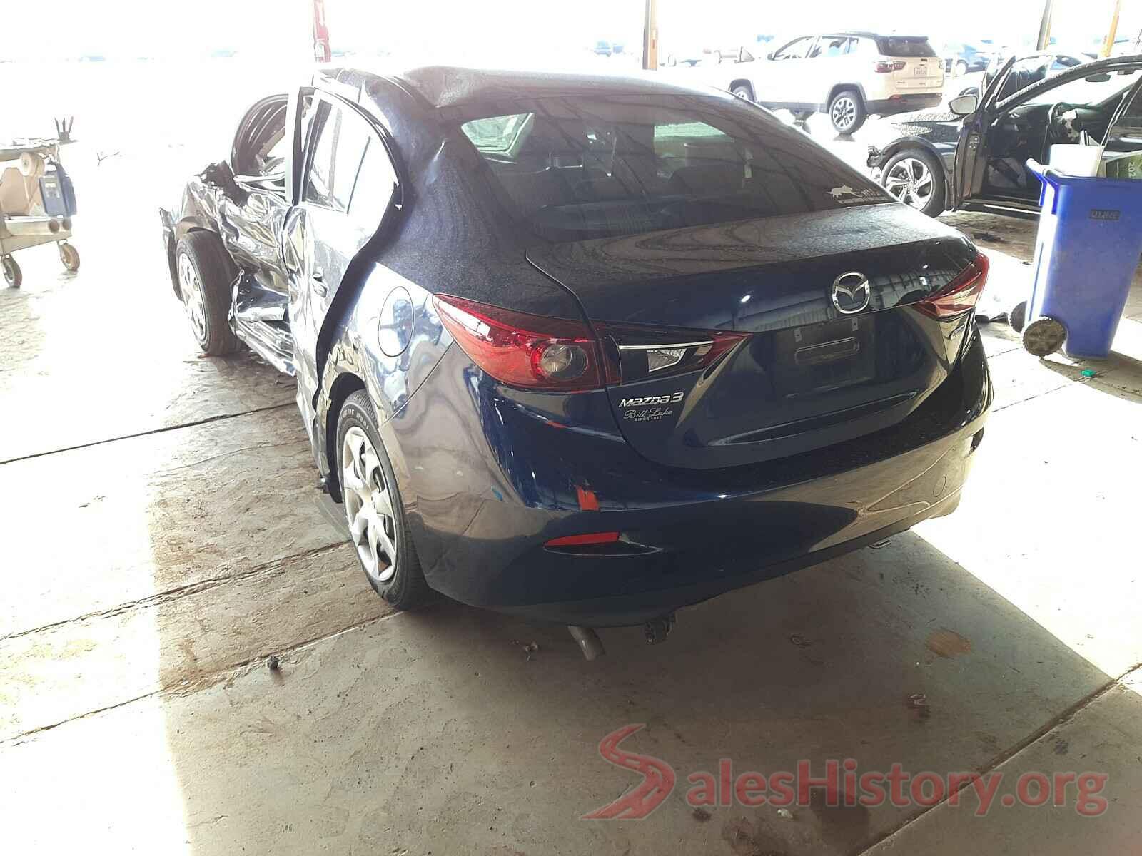 3MZBN1U77JM185134 2018 MAZDA 3