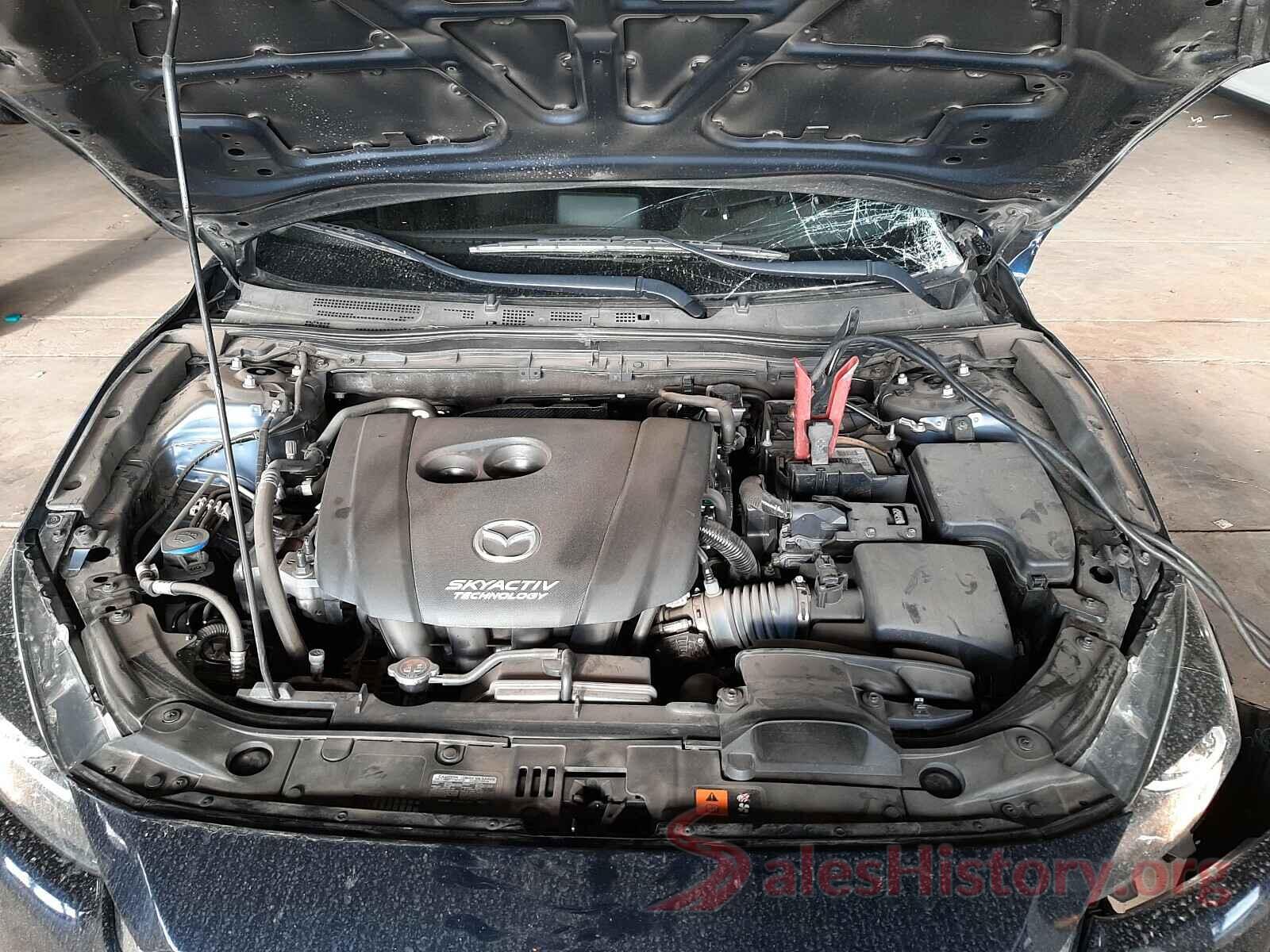 3MZBN1U77JM185134 2018 MAZDA 3