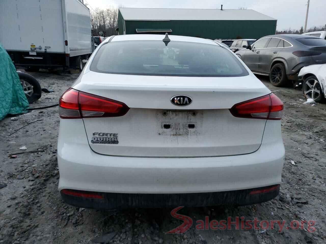 3KPFK4A77JE177452 2018 KIA FORTE