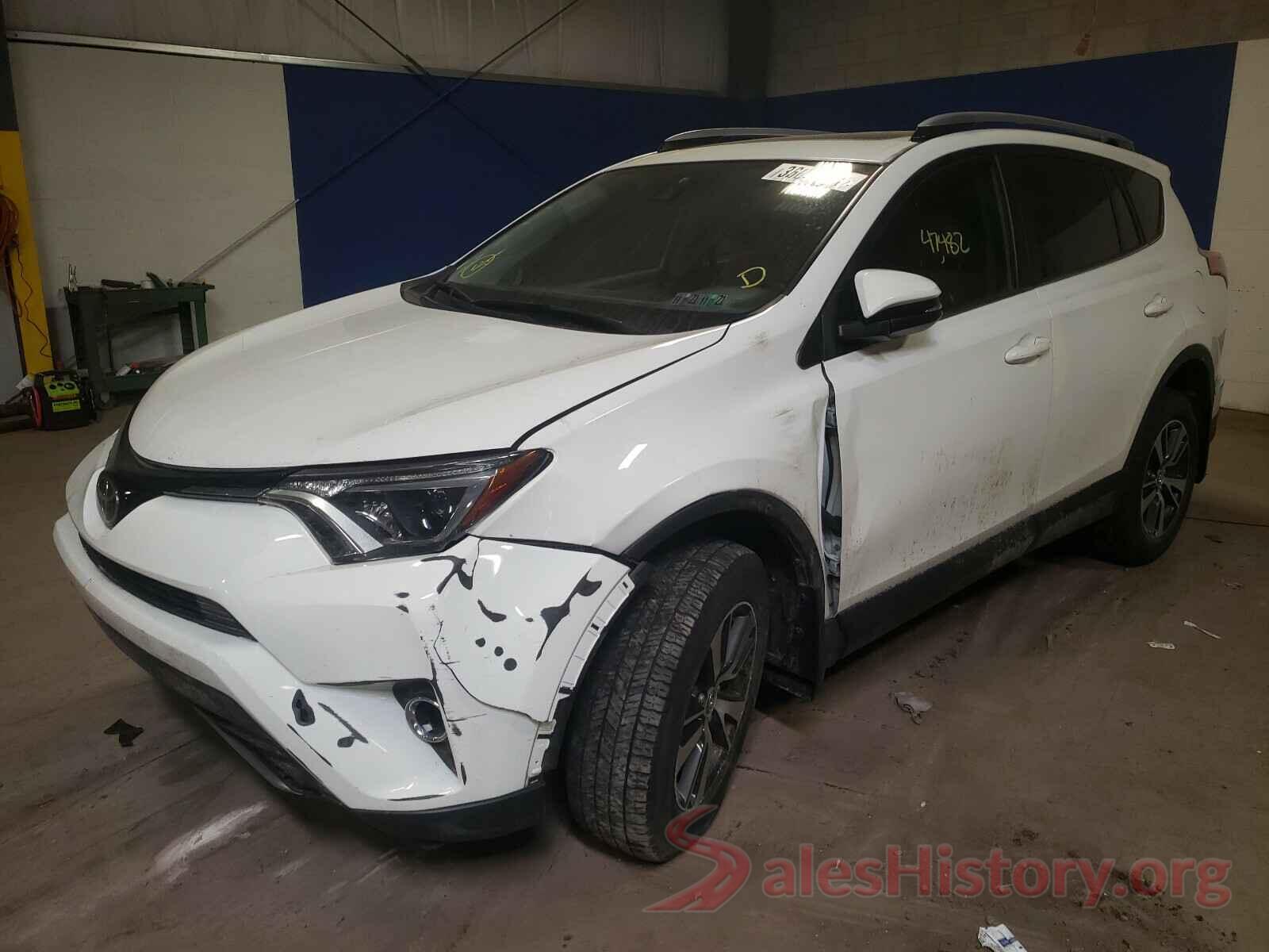 JTMWFREV8HD095574 2017 TOYOTA RAV4