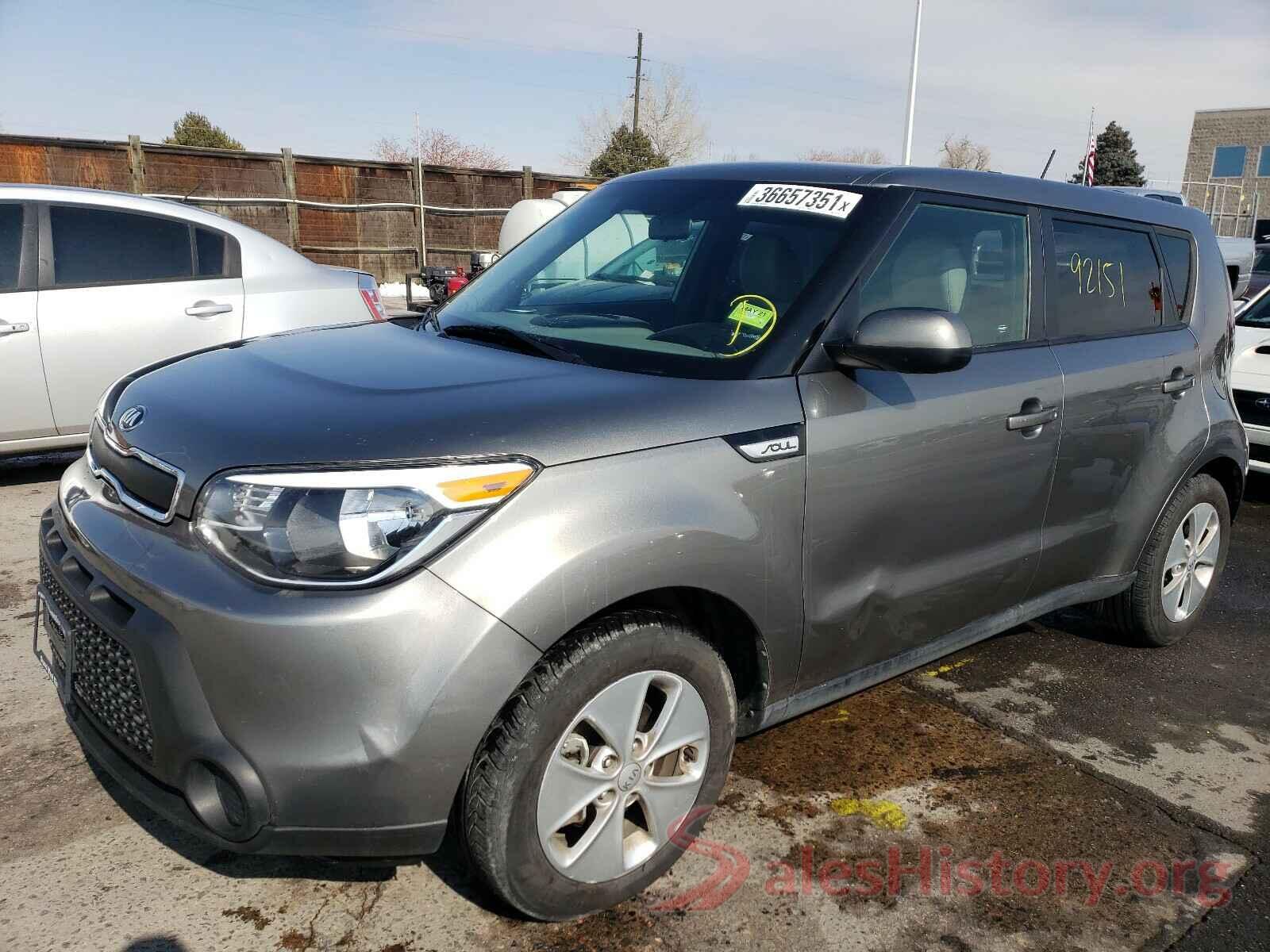 KNDJN2A23G7272335 2016 KIA SOUL