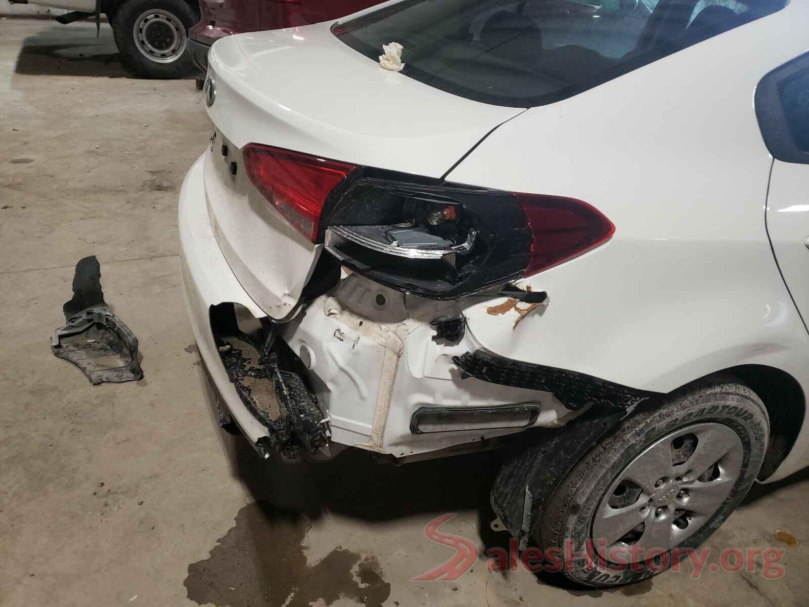 3KPFK4A78HE115536 2017 KIA FORTE