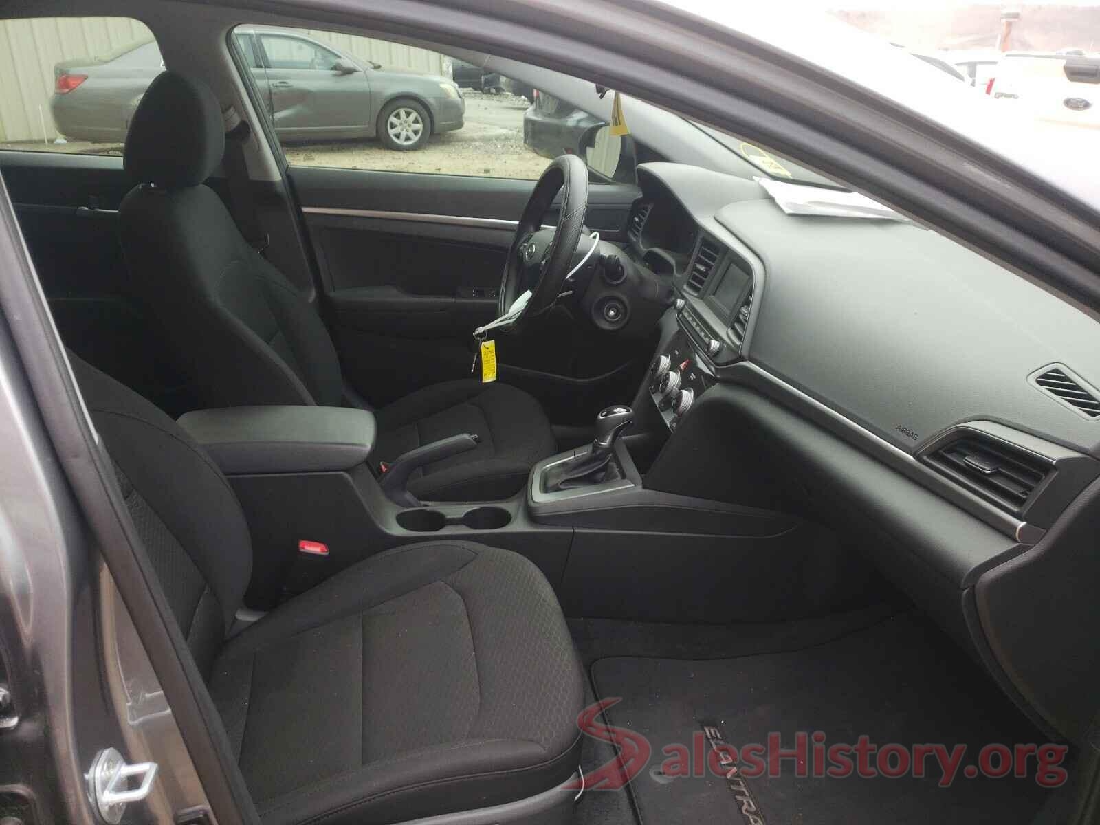 5NPD74LF1KH438598 2019 HYUNDAI ELANTRA