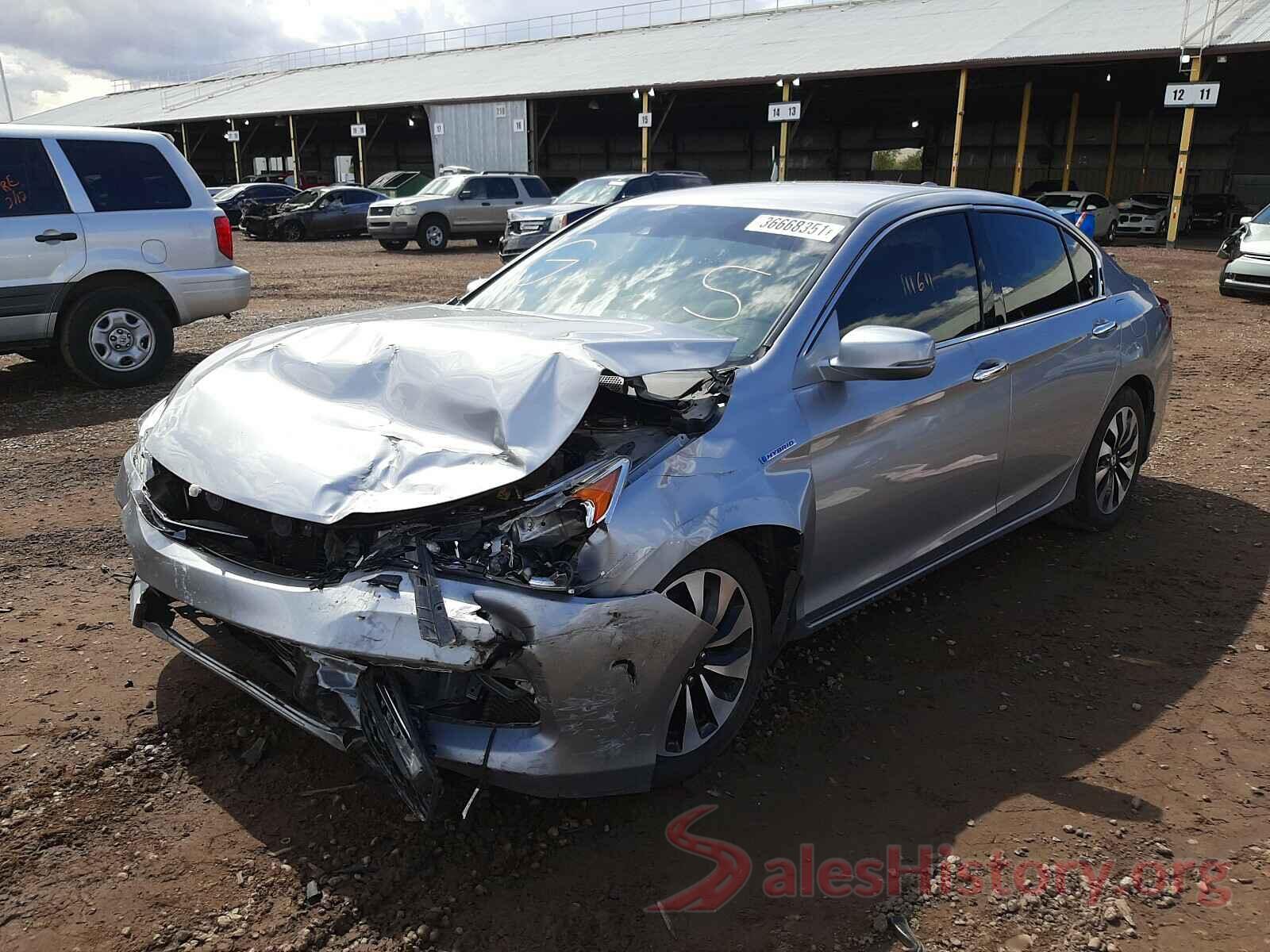 JHMCR6F3XHC008347 2017 HONDA ACCORD