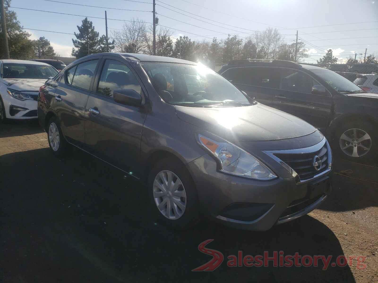 3N1CN7AP7JL877482 2018 NISSAN VERSA