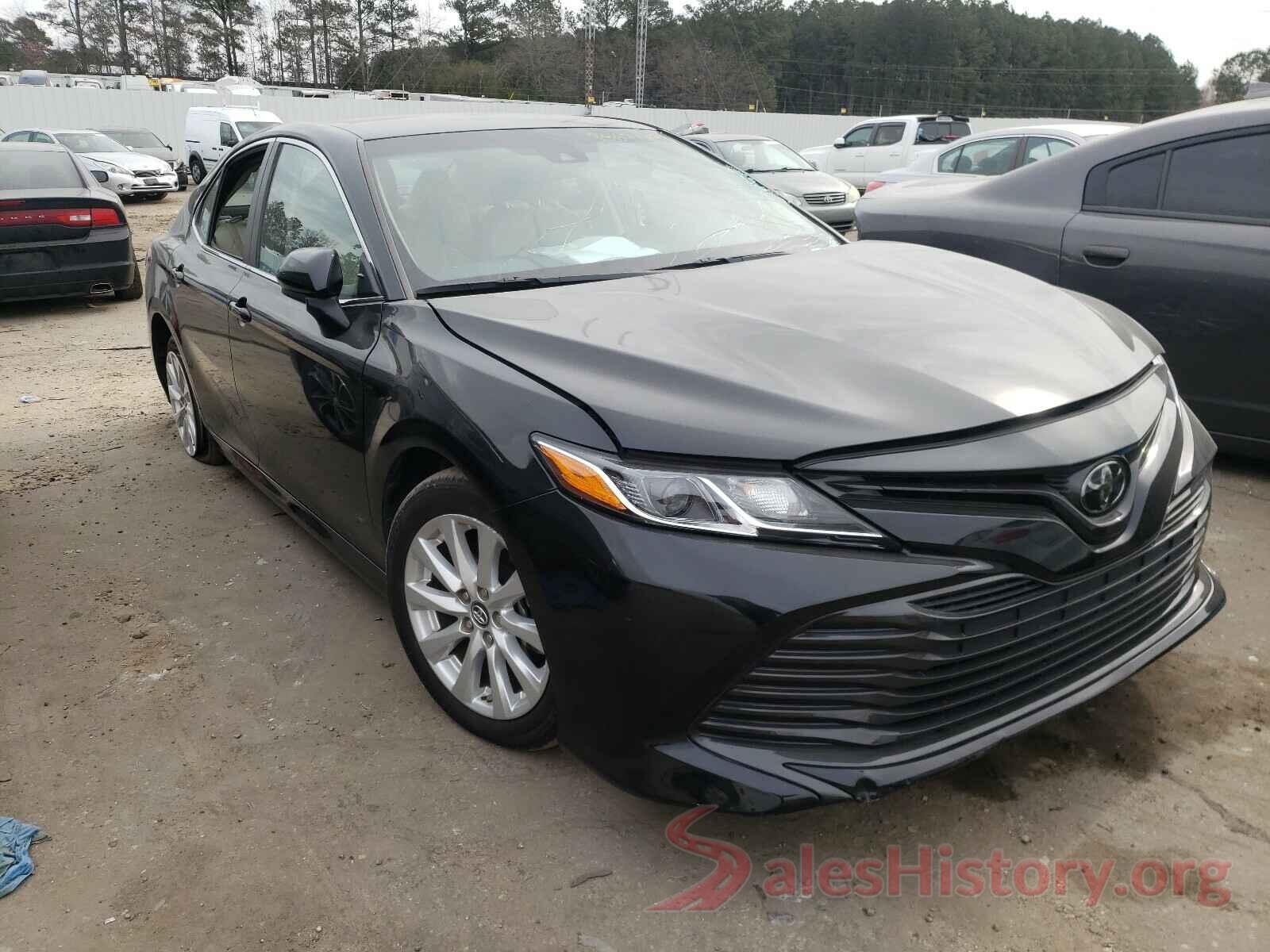 4T1B11HK9JU528188 2018 TOYOTA CAMRY