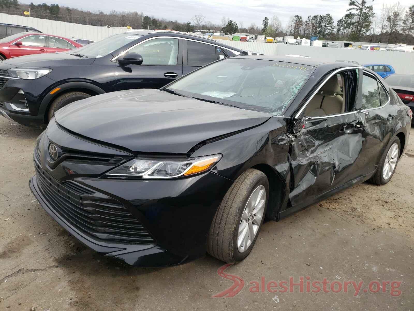 4T1B11HK9JU528188 2018 TOYOTA CAMRY