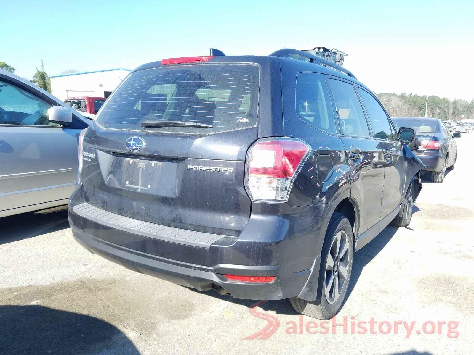 JF2SJABC5JH456261 2018 SUBARU FORESTER