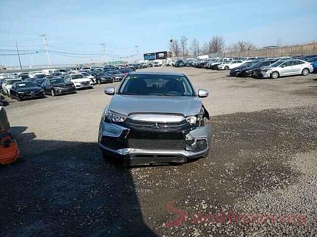 JA4AP3AUXJU021932 2018 MITSUBISHI OUTLANDER