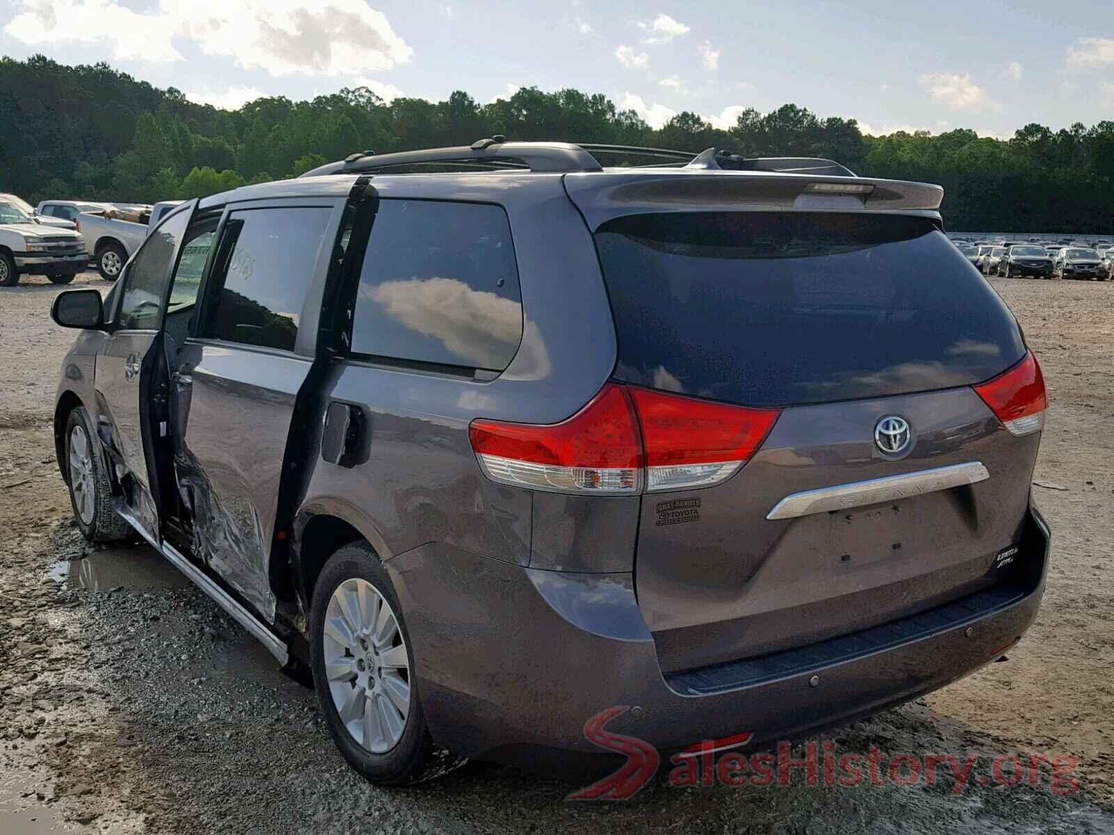 5TDDK3DC7CS039395 2012 TOYOTA SIENNA XLE