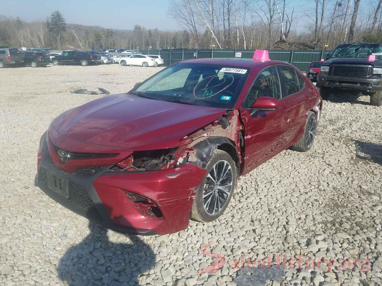 4T1B11HK8JU563031 2018 TOYOTA CAMRY