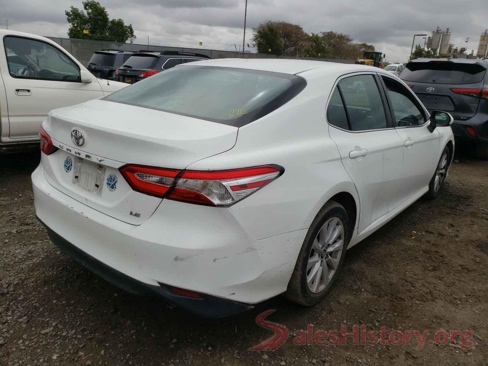 4T1B11HK6JU640091 2018 TOYOTA CAMRY