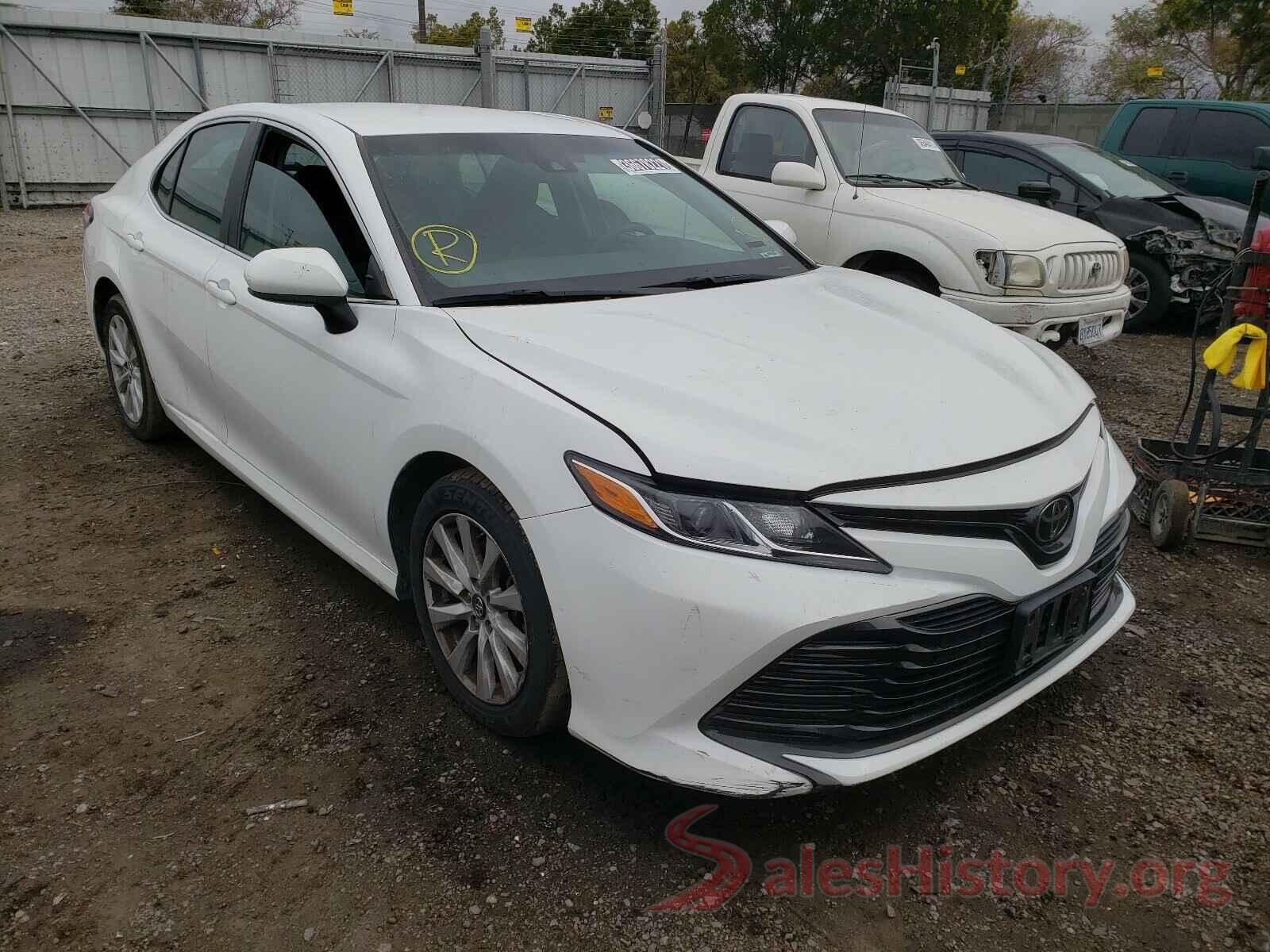 4T1B11HK6JU640091 2018 TOYOTA CAMRY