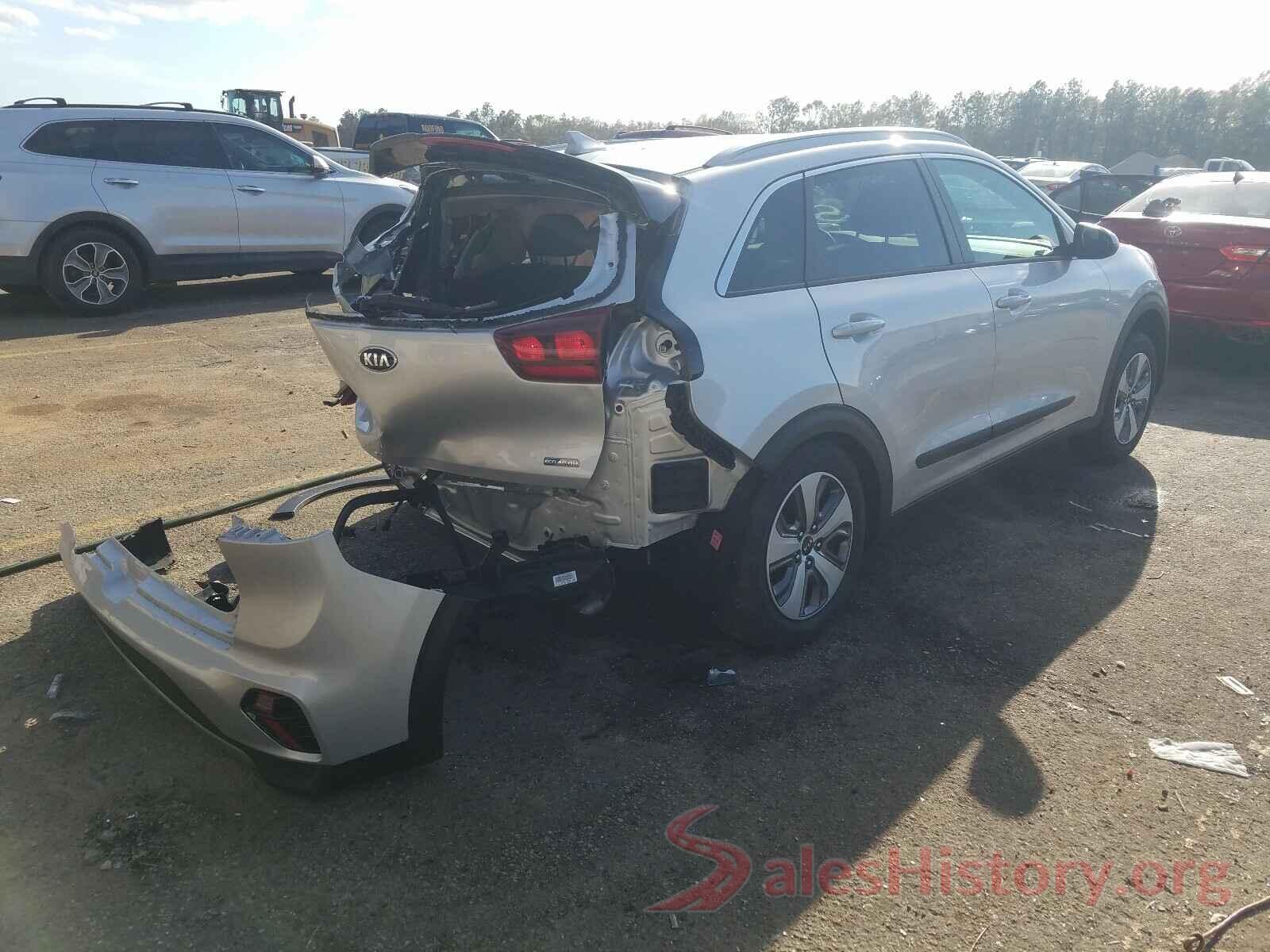 KNDCB3LC2L5396051 2020 KIA NIRO