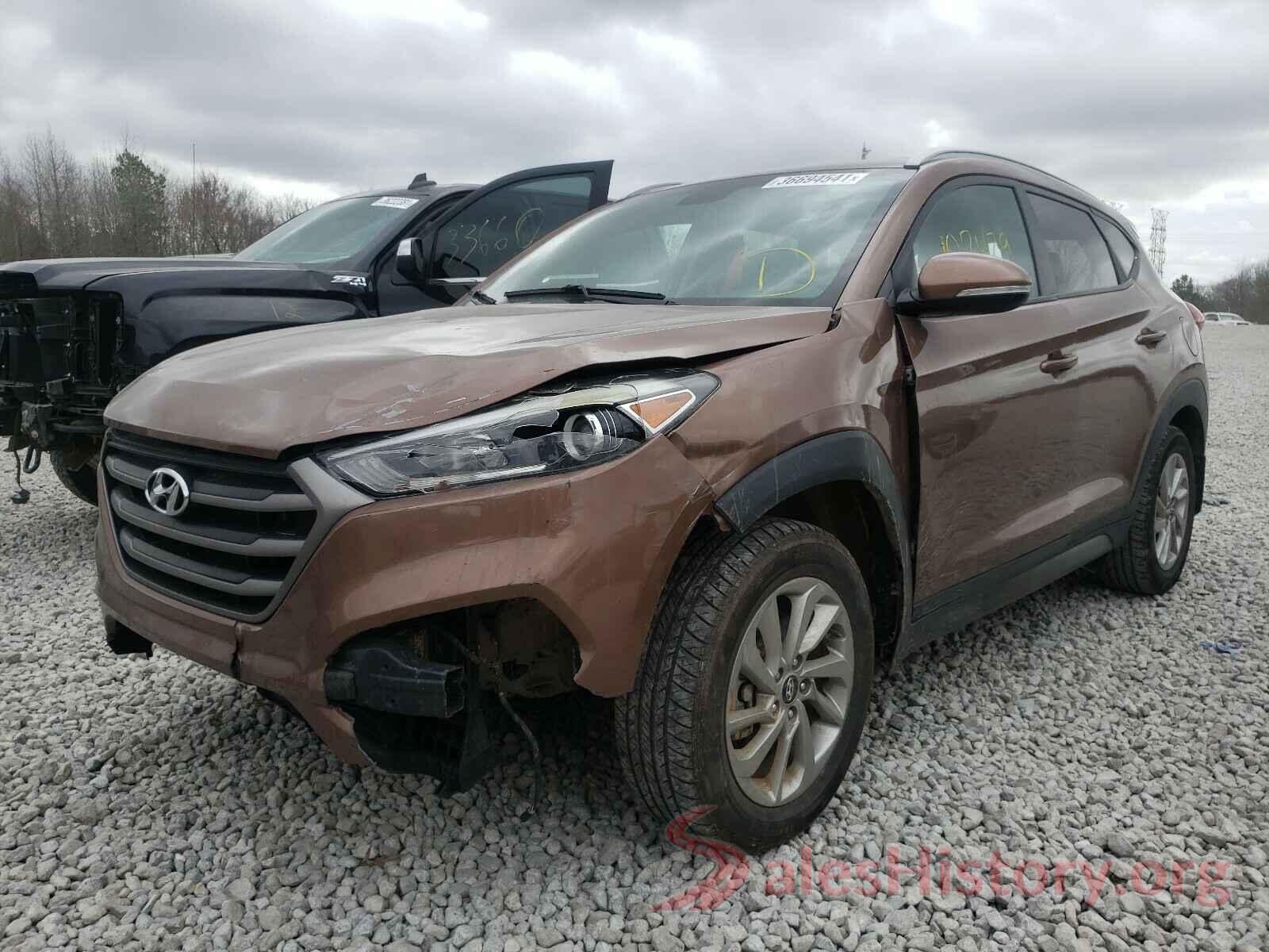 KM8J33A2XGU038783 2016 HYUNDAI TUCSON