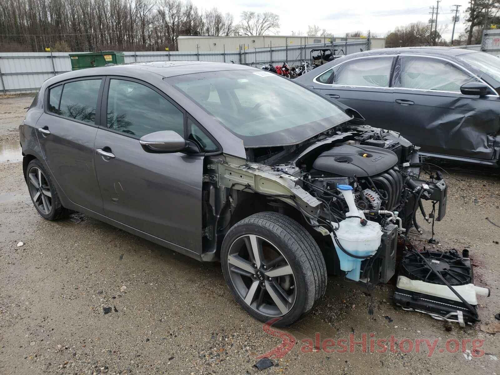 KNAFX5A86H5715206 2017 KIA FORTE