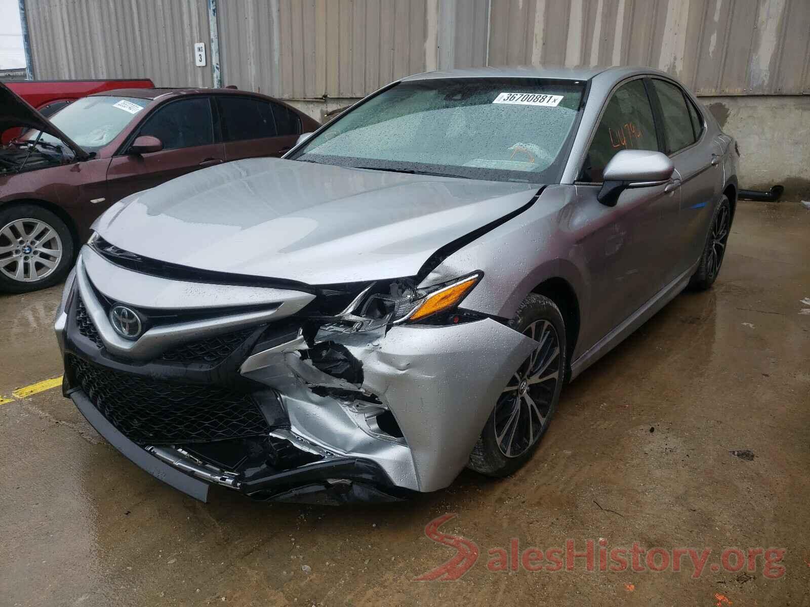 4T1B11HKXJU638070 2018 TOYOTA CAMRY