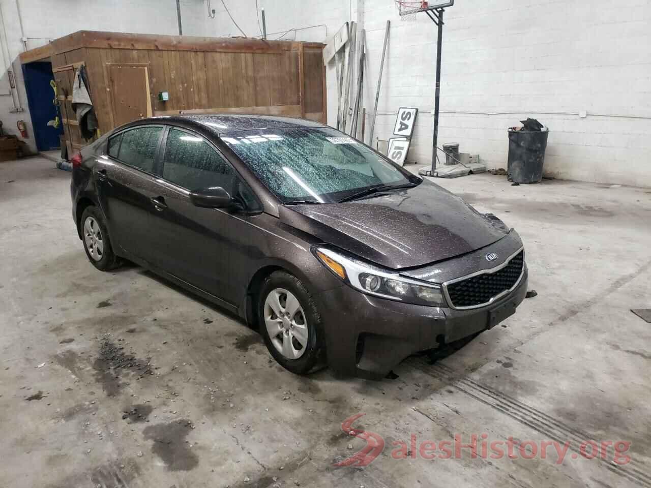 3KPFK4A77HE011667 2017 KIA FORTE