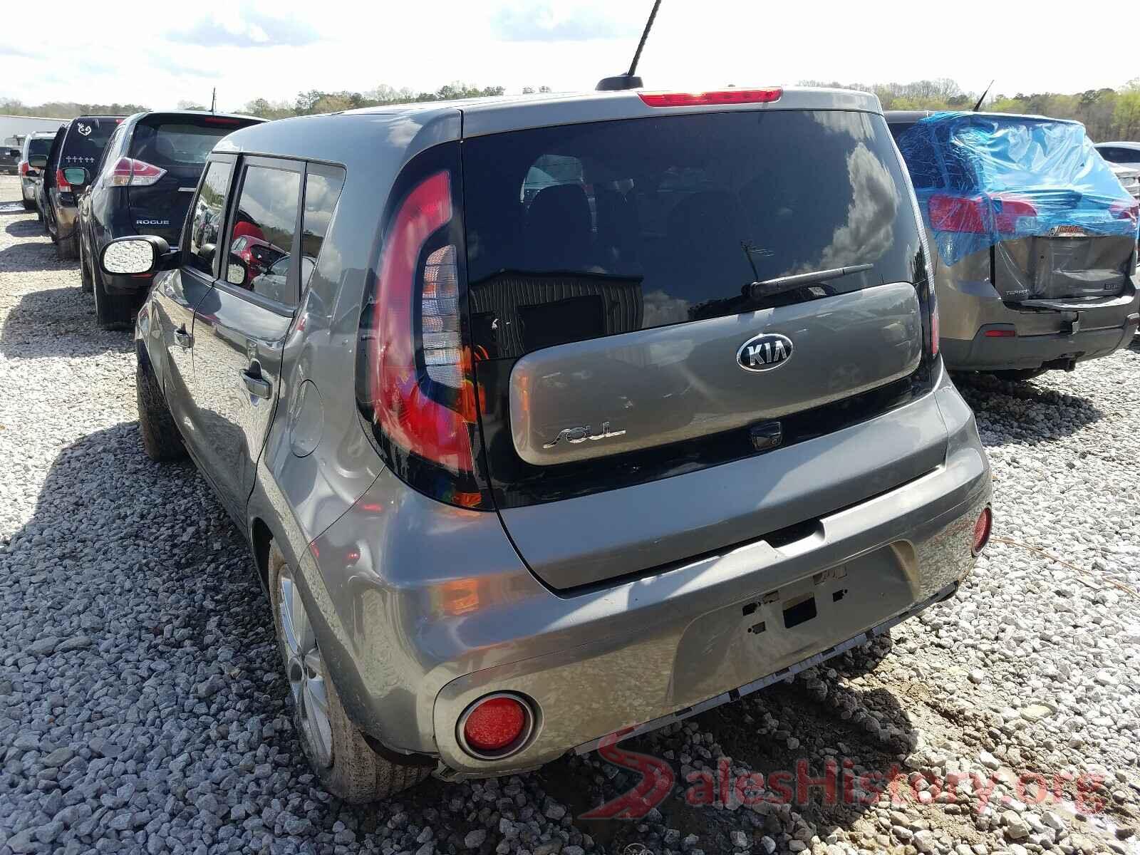 KNDJP3A52J7512461 2018 KIA SOUL