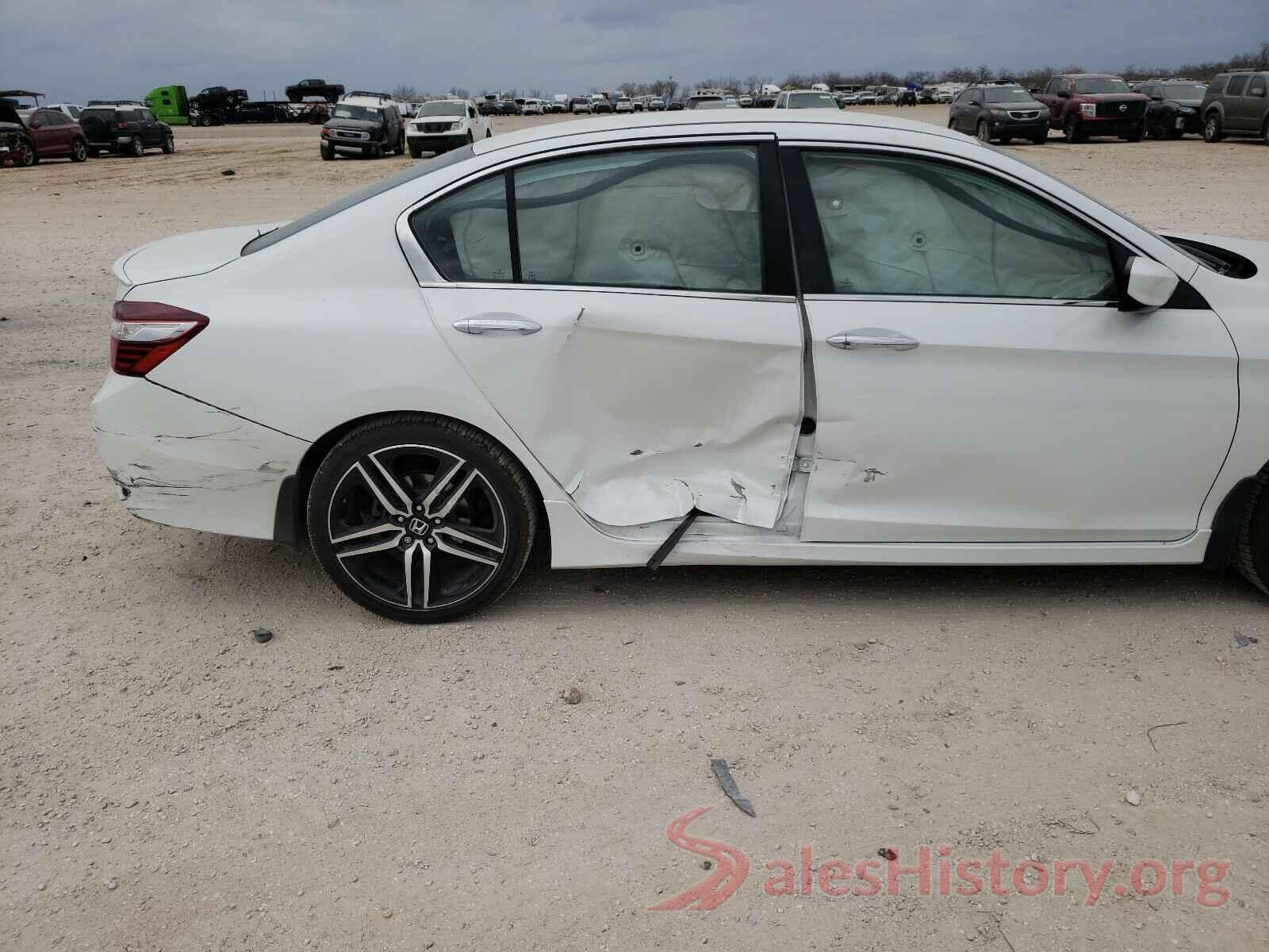 1HGCR2F51HA300090 2017 HONDA ACCORD