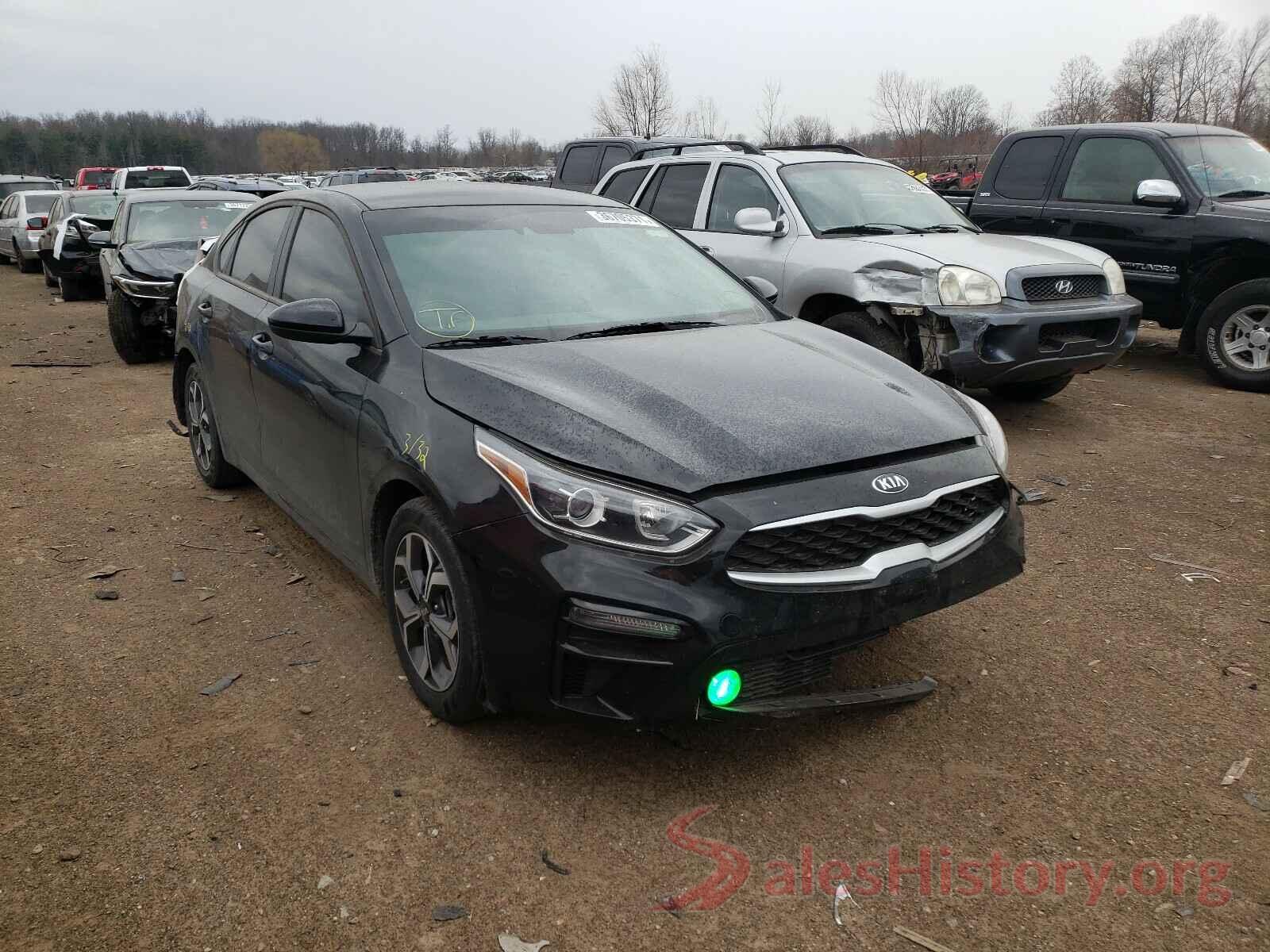 3KPF24AD2KE102617 2019 KIA FORTE