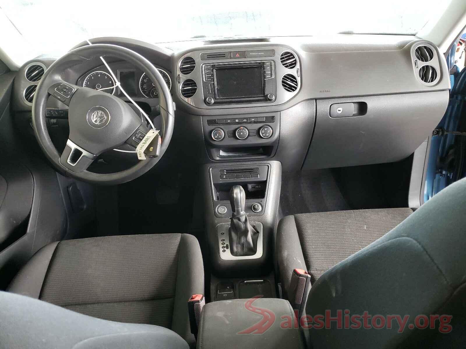 WVGAV7AXXHK046408 2017 VOLKSWAGEN TIGUAN