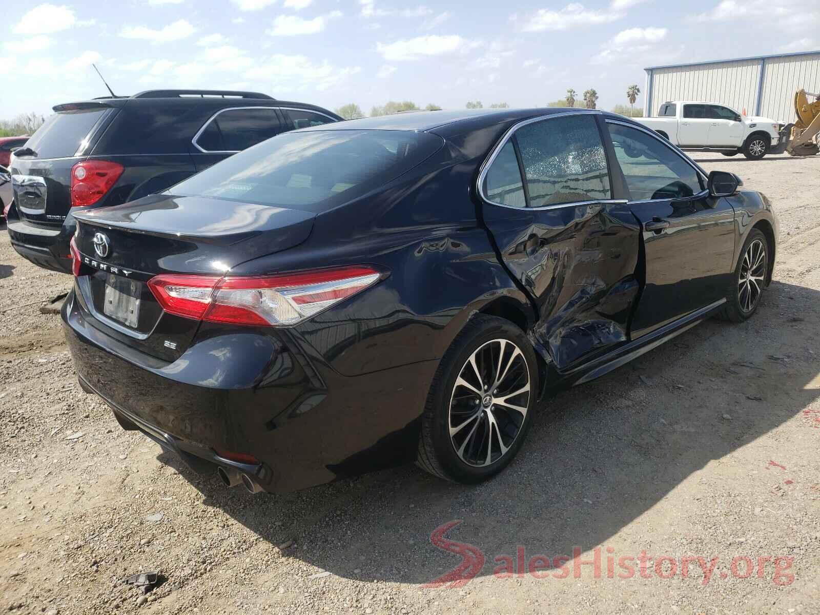 4T1B11HK7JU573307 2018 TOYOTA CAMRY