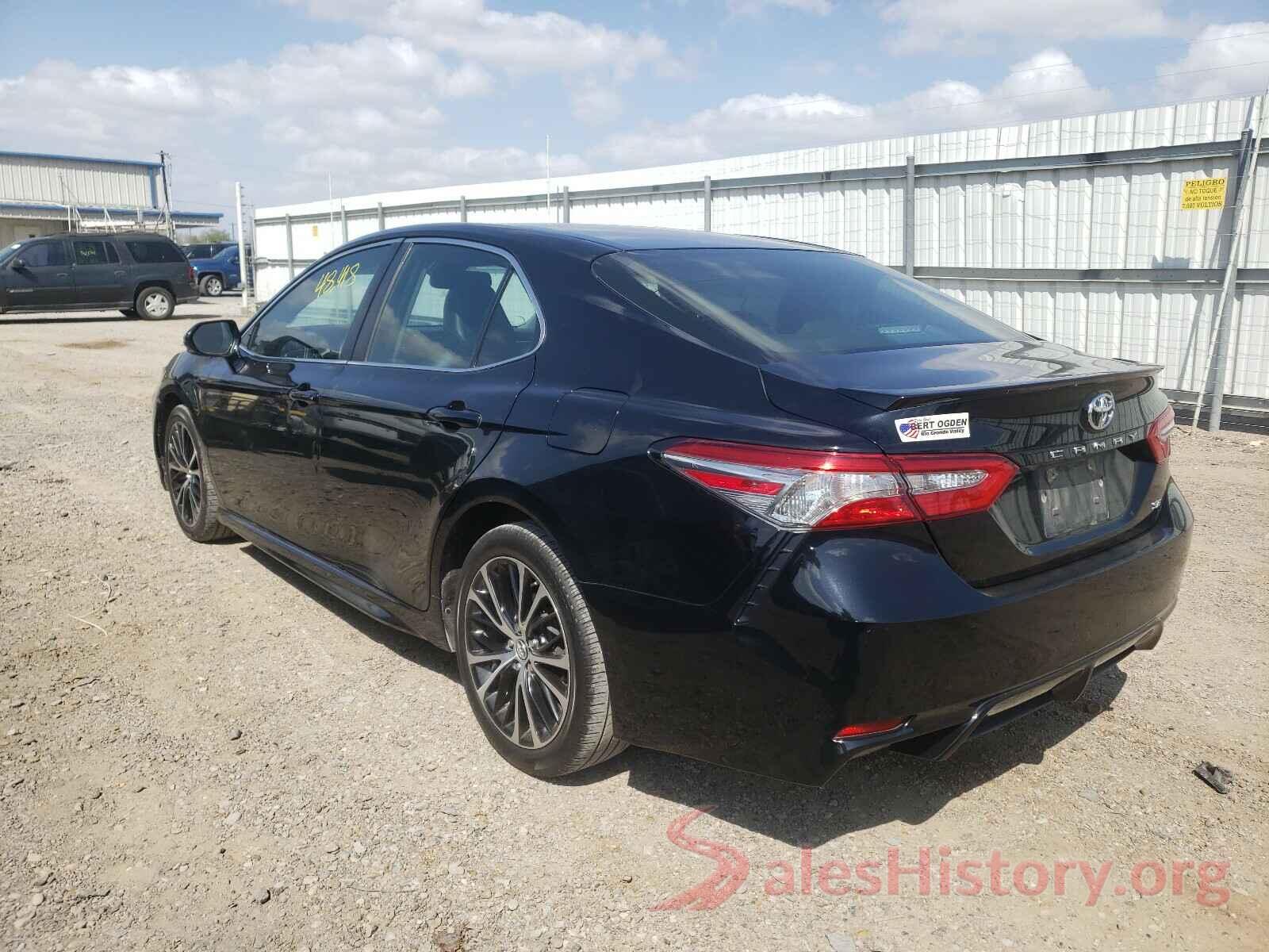 4T1B11HK7JU573307 2018 TOYOTA CAMRY