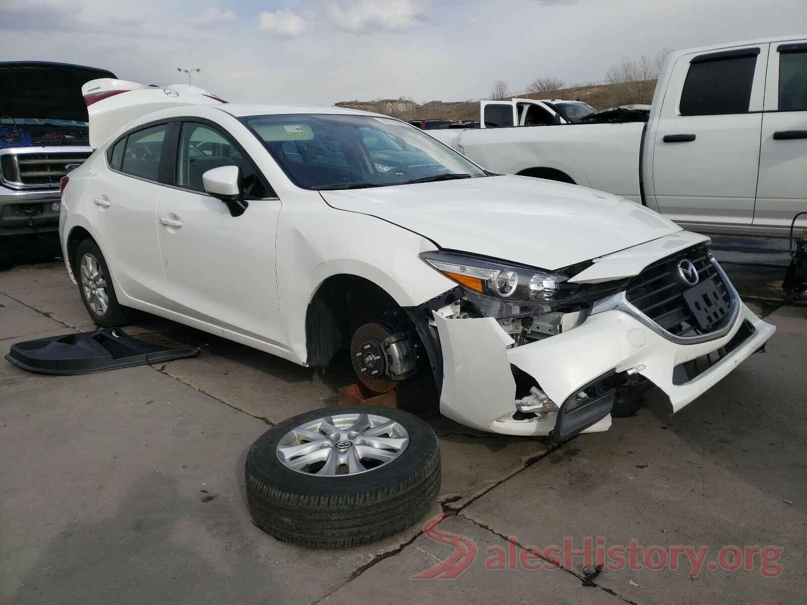 3MZBN1U78HM151925 2017 MAZDA 3