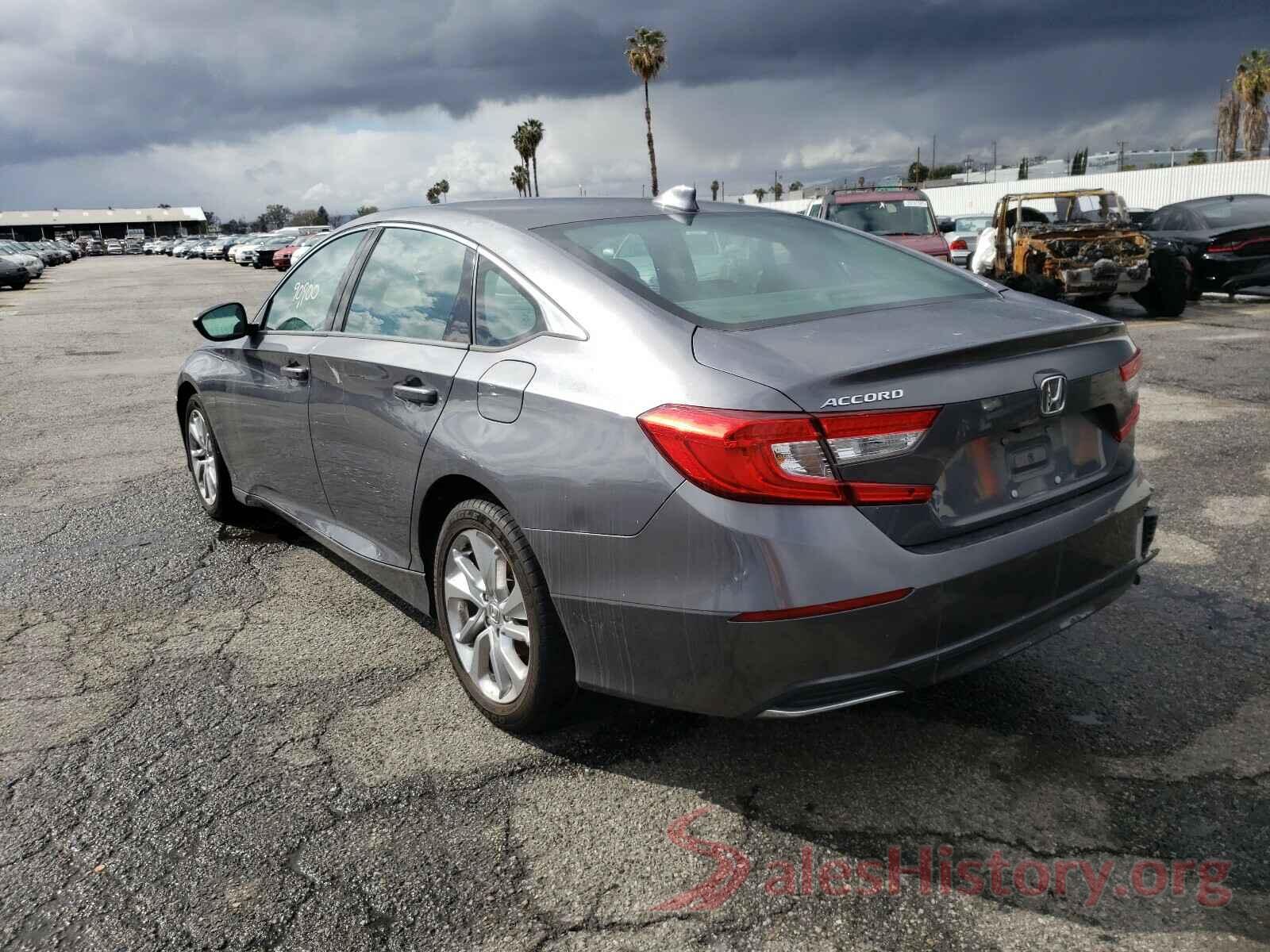 1HGCV1F12JA090947 2018 HONDA ACCORD