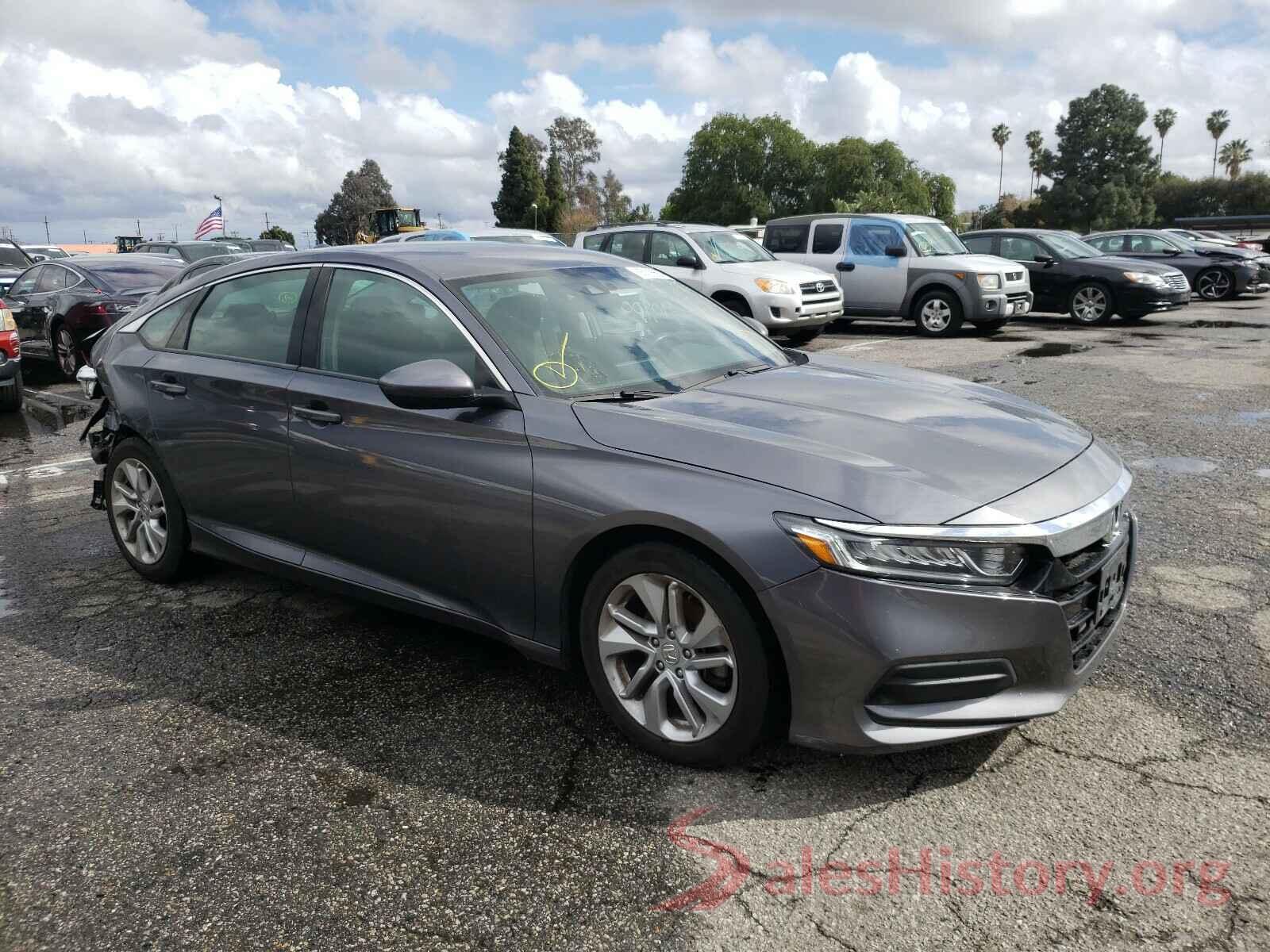 1HGCV1F12JA090947 2018 HONDA ACCORD