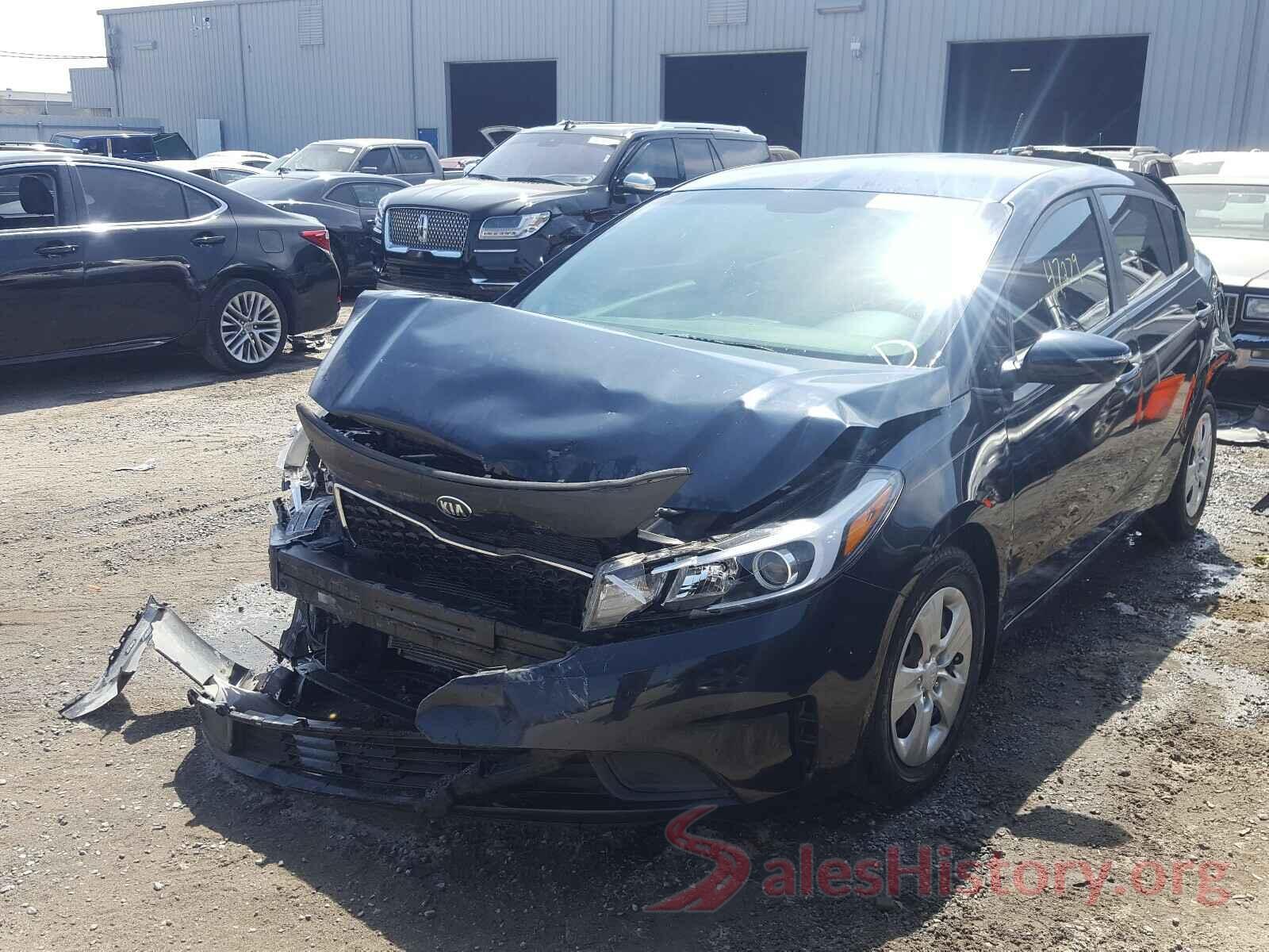 KNAFK5A83H5679411 2017 KIA FORTE