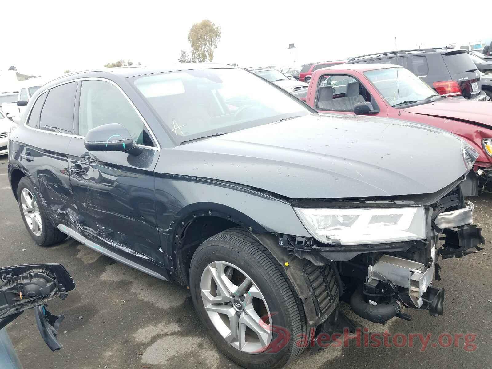 WA1BNAFY4J2200635 2018 AUDI Q5