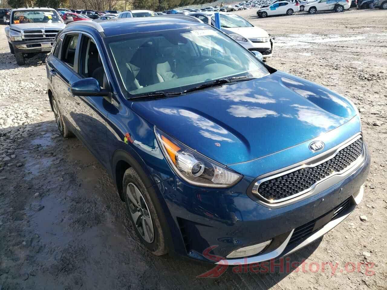 KNDCB3LC8J5201227 2018 KIA NIRO