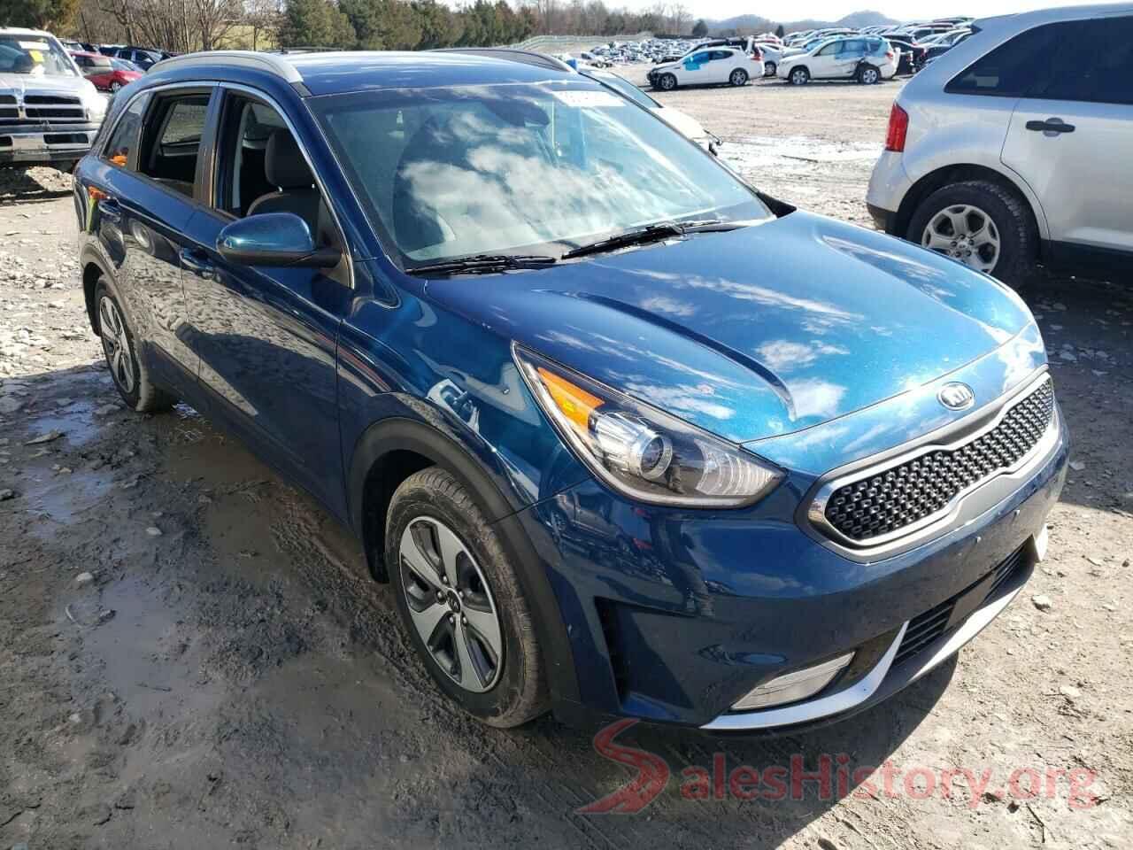 KNDCB3LC8J5201227 2018 KIA NIRO