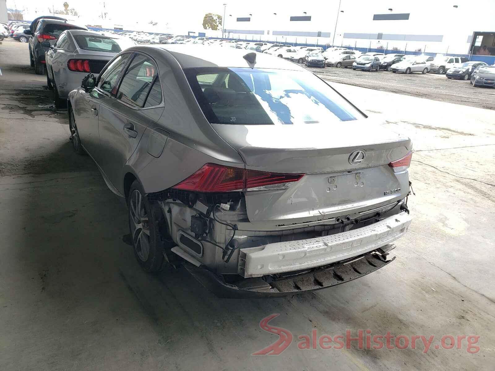 JTHBA1D2XJ5080093 2018 LEXUS IS