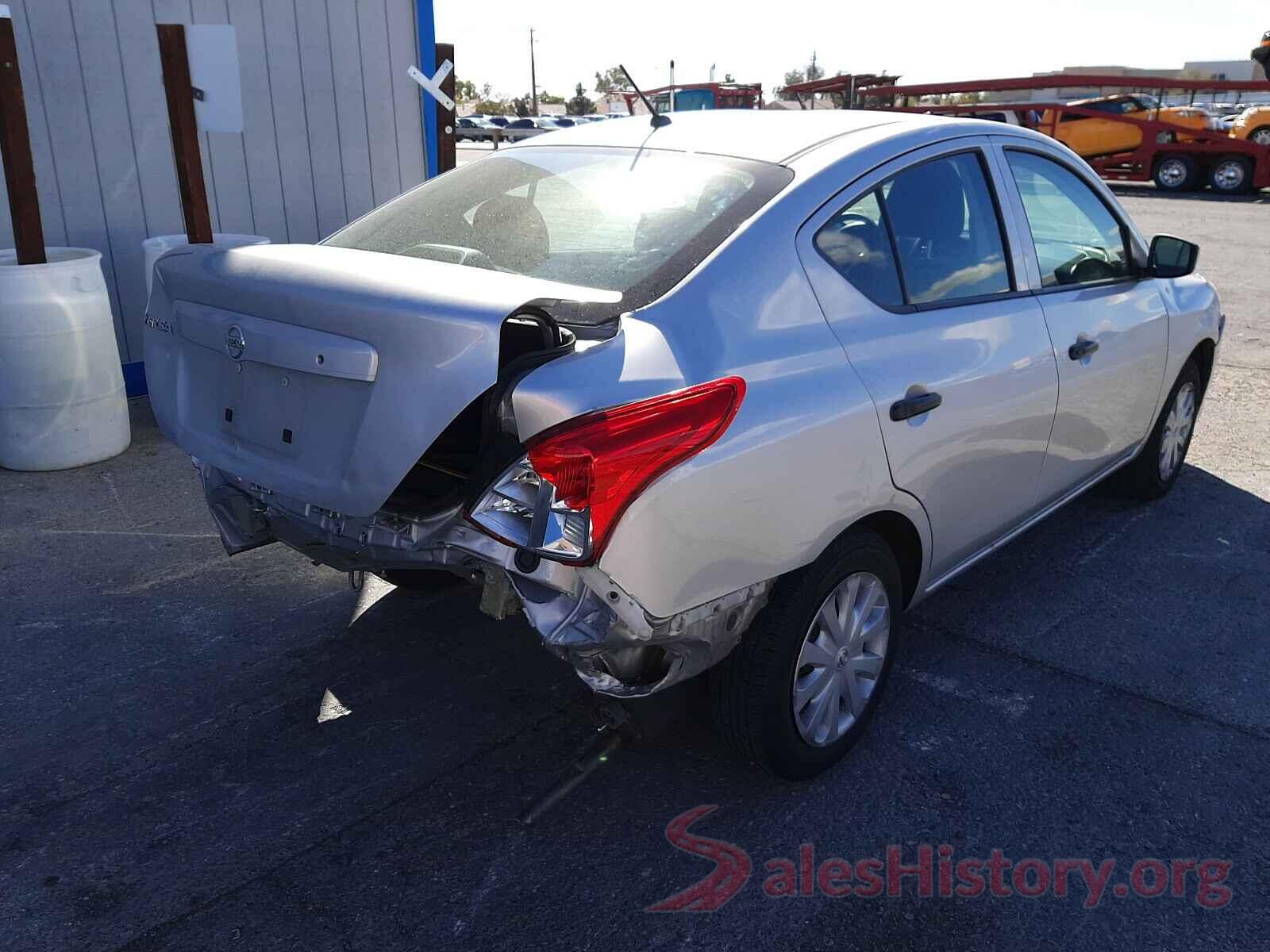 3N1CN7AP6JL805222 2018 NISSAN VERSA