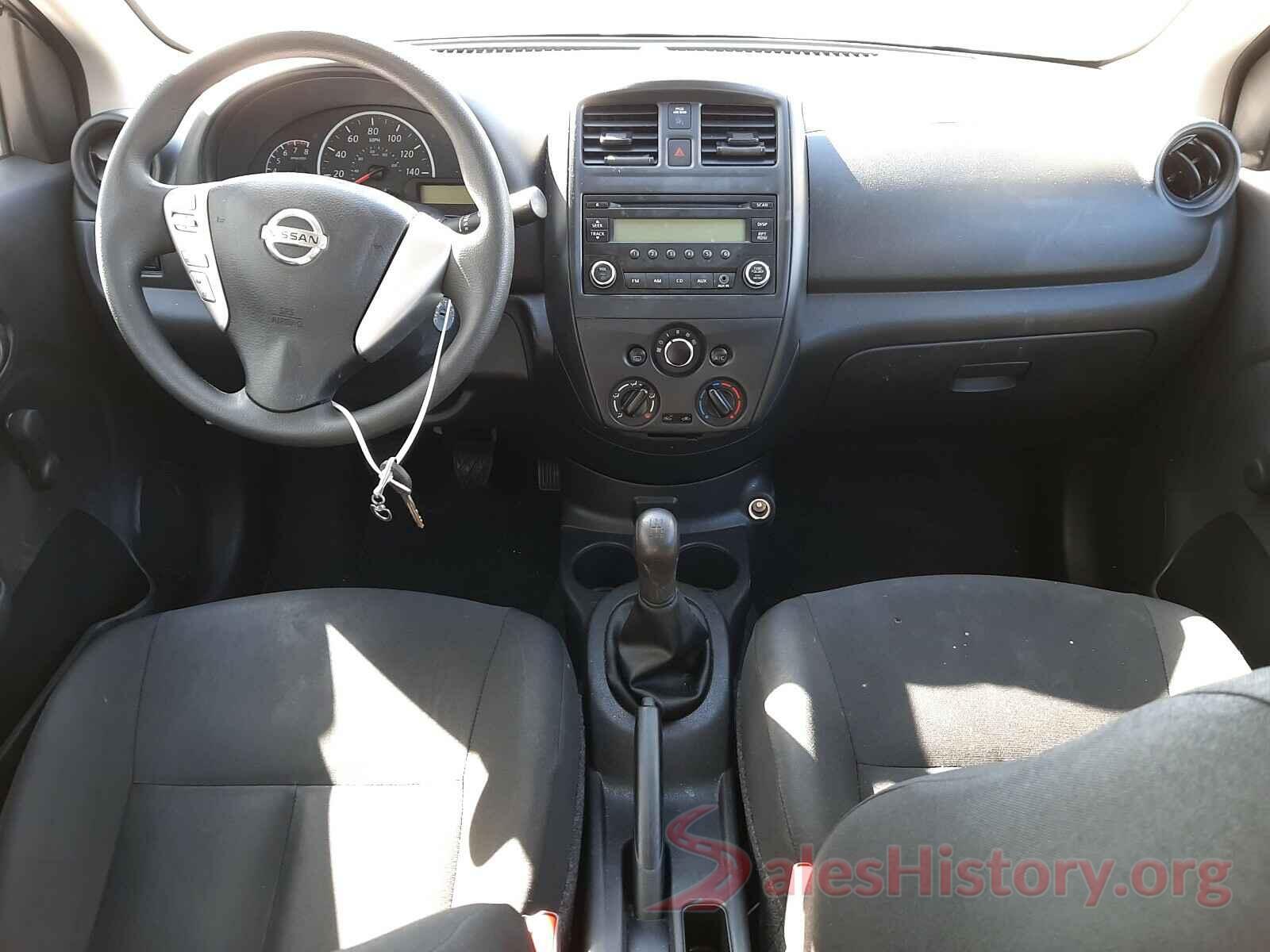 3N1CN7AP6JL805222 2018 NISSAN VERSA