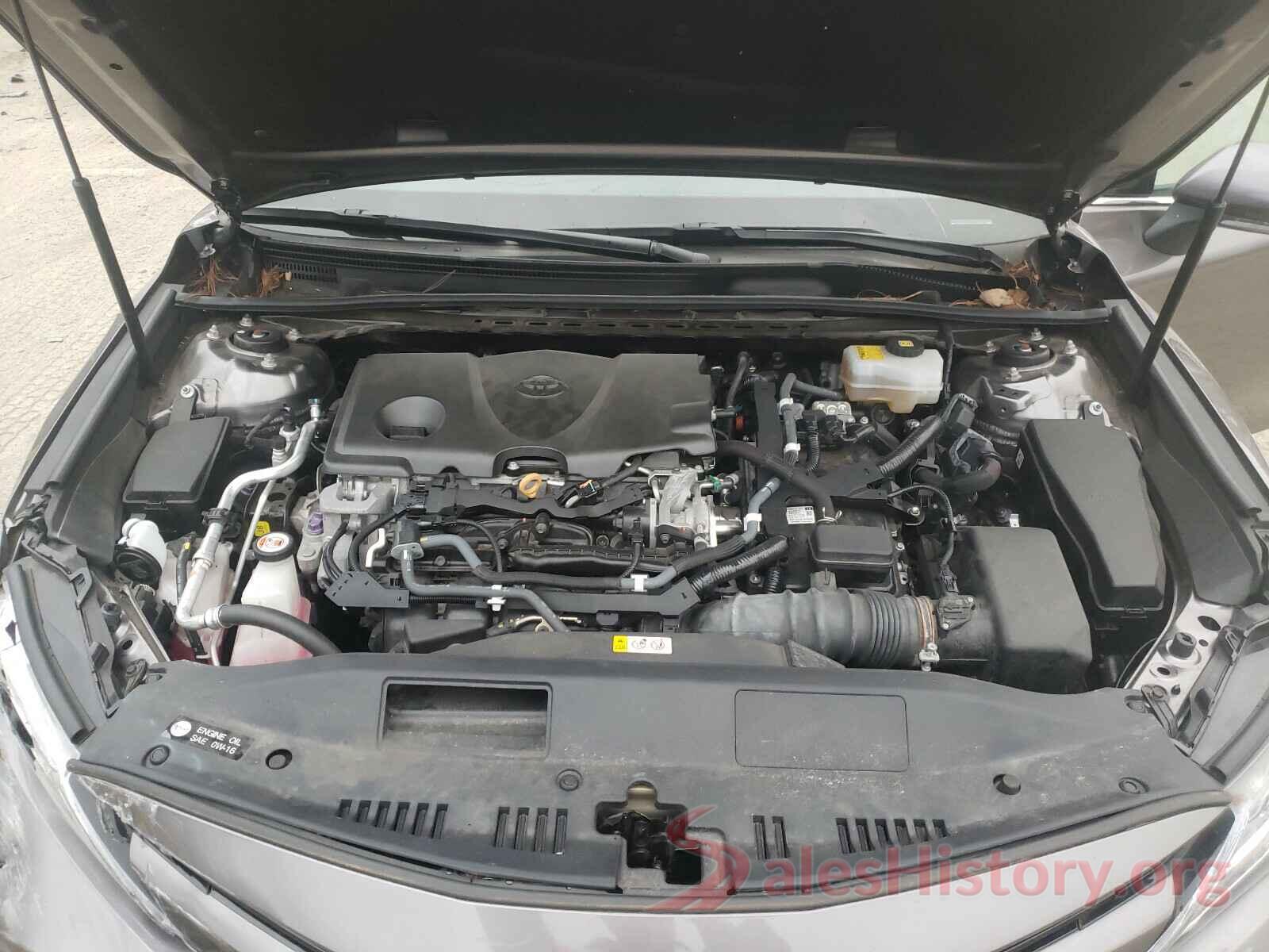 4T1B21HK2JU005821 2018 TOYOTA CAMRY