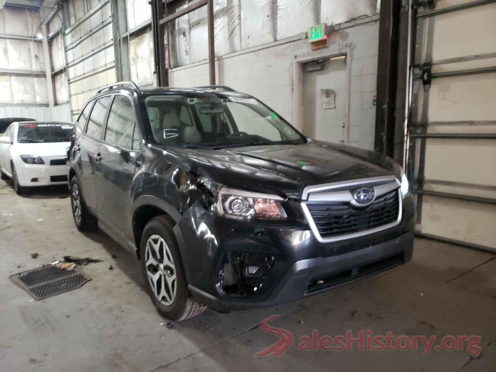 JF2SKAJCXLH610979 2020 SUBARU FORESTER