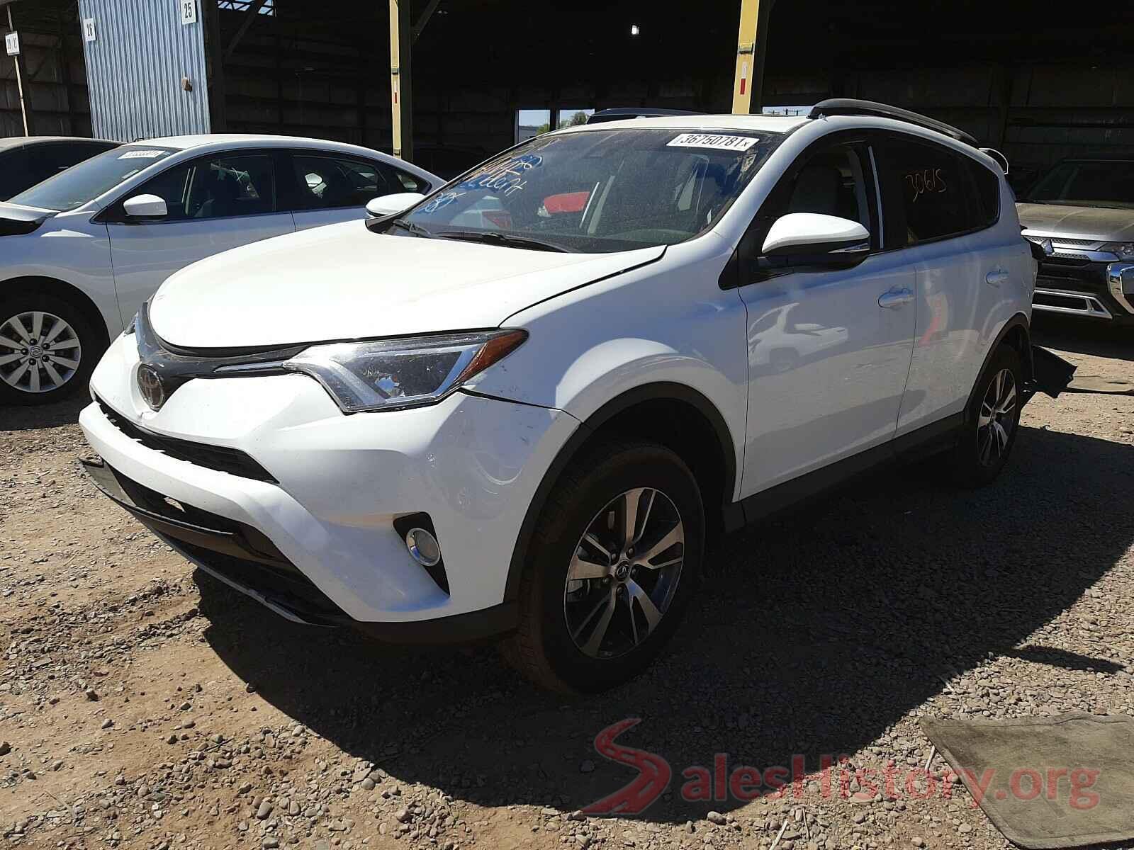 2T3WFREV3JW521180 2018 TOYOTA RAV4