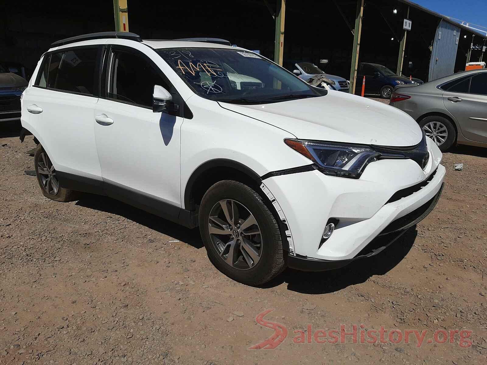 2T3WFREV3JW521180 2018 TOYOTA RAV4