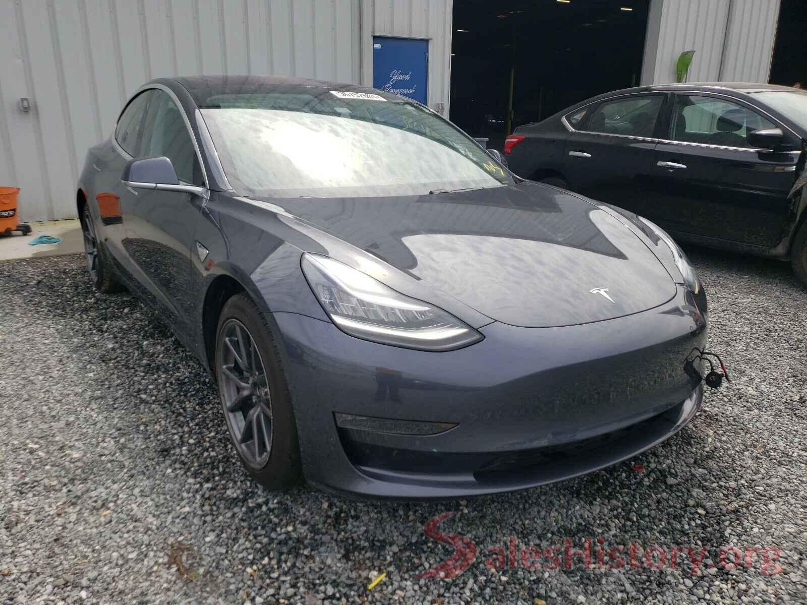 5YJ3E1EB3JF066320 2018 TESLA MODEL 3