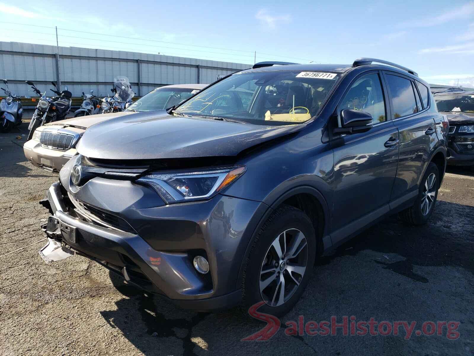 JTMRFREVXHD215775 2017 TOYOTA RAV4