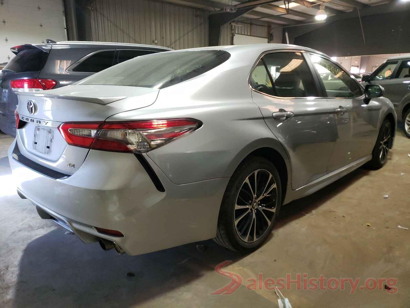 JTNB11HK1J3048913 2018 TOYOTA CAMRY